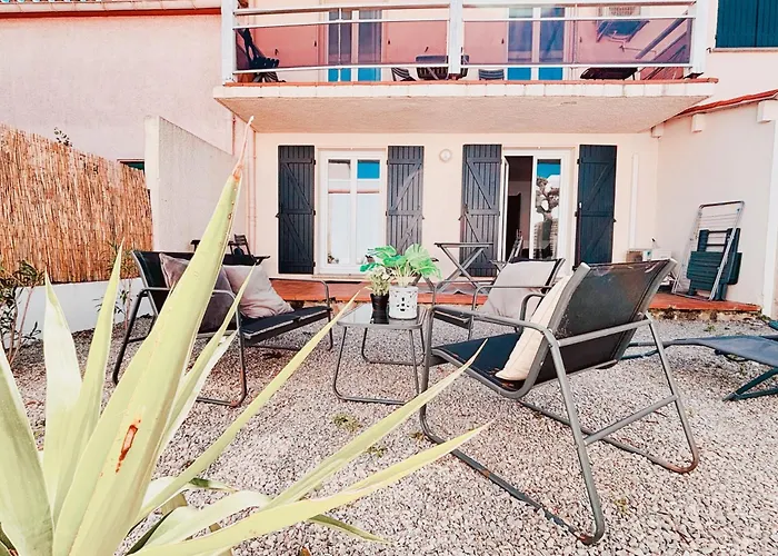Appartement Avec Jardin Privatif A 300M De La Plage *2*